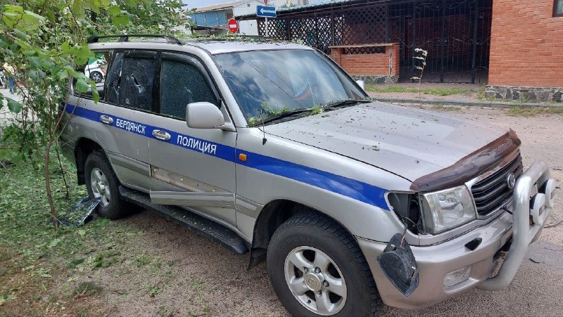 В Бердянске взорвали машину гауляйтера из местного ГАИ — фото