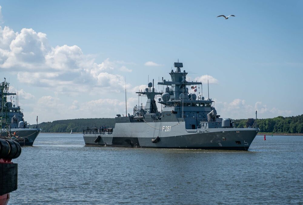 НАТО и Россия одновременно проведут учения в Балтийском море: РФ может устроить провокации