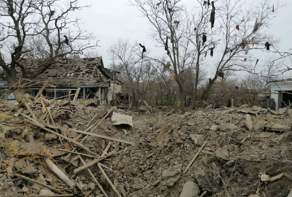 Россияне ночью уничтожали село в Херсонской области, есть погибший