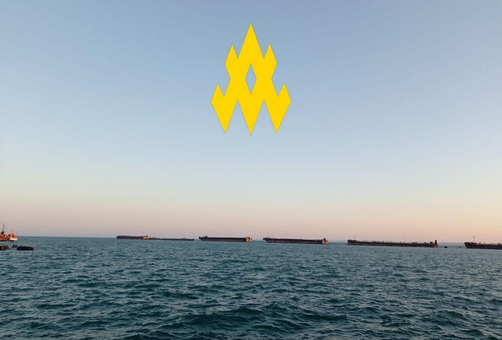 Россияне строят заграждения в Крыму для защиты ПВО и моста 