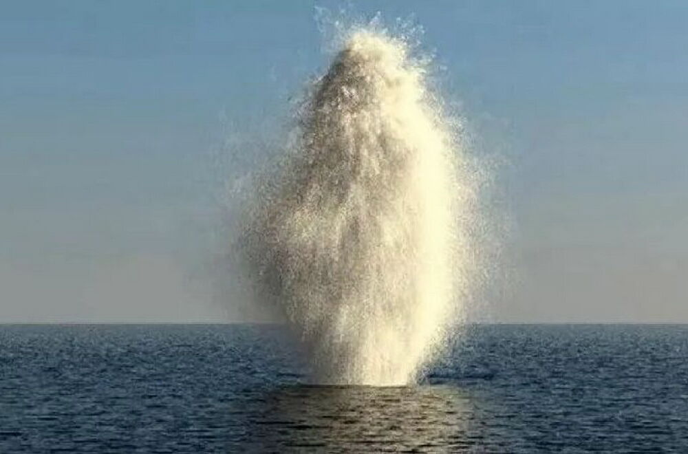 У Чорному морі детонують міни через сильний шторм