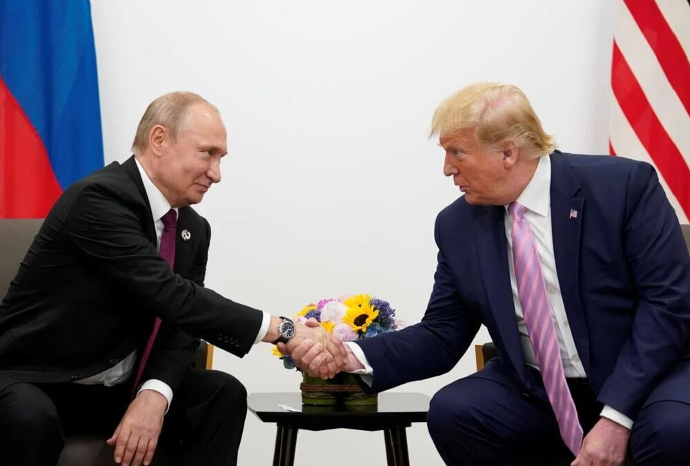 Екс-директор ЦРУ: у разі обрання Трампа президентом США він допомагатиме Путіну