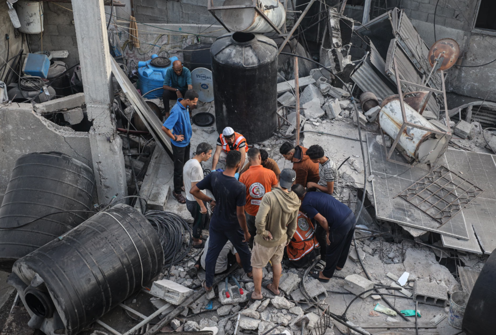 Внаслідок ізраїльських ударів по Газі за ніч загинули щонайменше 96 палестинців, половина з них - діти Внаслідок ізраїльських ударів по Газі за ніч загинули щонайменше 96 палестинців, половина з них - діти