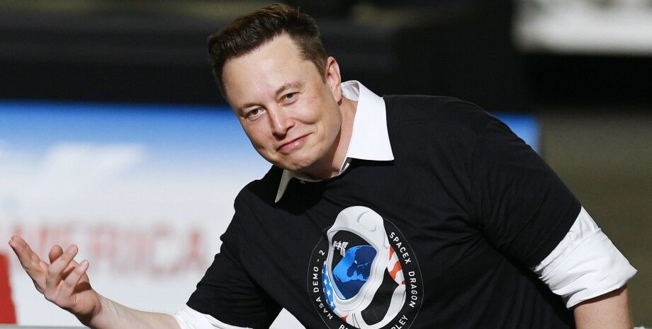 Маск не буде ремонтувати антену Starlink, якщо нападе динозавр