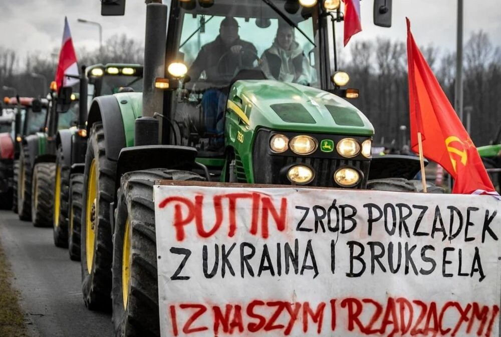 ЗМІ: під час протестів у Польщі вчергове прозвучали проросійські гасла 