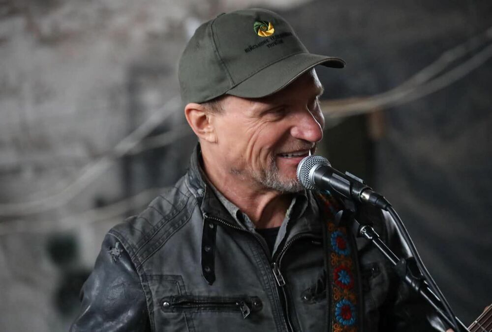 Олег Скрипка відвідав Бахмут