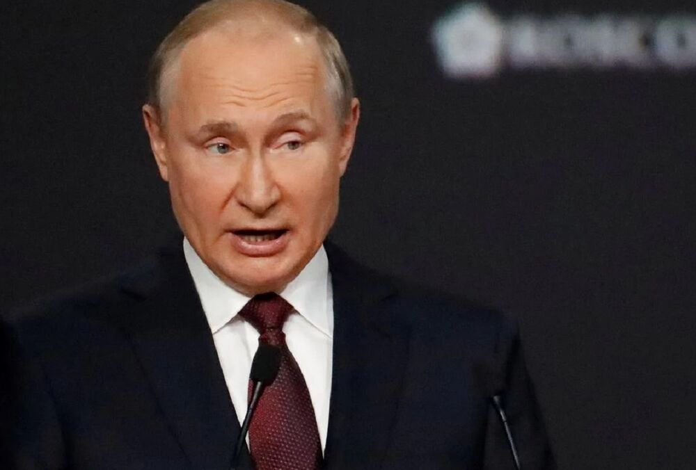 Политолог о состоянии здоровья Путина: он ”лечится” наркотиками и быстро теряет вес  Политолог о состоянии здоровья Путина: он ”лечится” наркотиками и быстро теряет вес