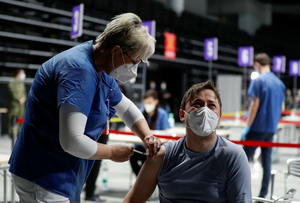 Чехия отменила обязательную вакцинацию от ковида