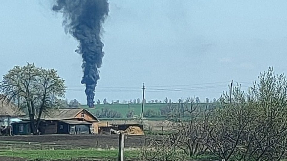 ЗСУ збили російський Су-34, який ніс бомби для українських міст: відео