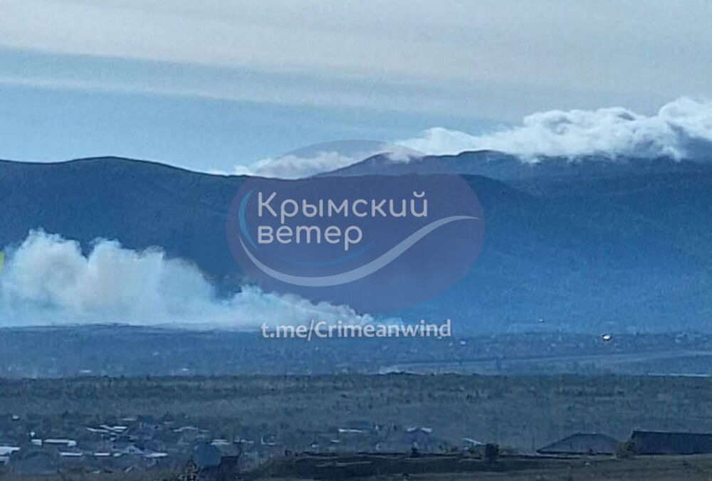 В окупованому Криму після атаки дронів горить склад боєприпасів 126-ї бригади берегової оборони ЧФ РФ