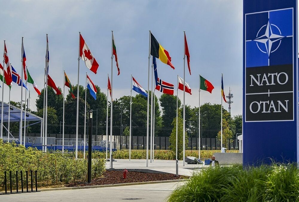 ЗМІ: парламент Угорщини знову переніс розгляд ратифікації заявки Швеції про членство в НАТО ЗМІ: парламент Угорщини знову переніс розгляд ратифікації заявки Швеції про членство в НАТО