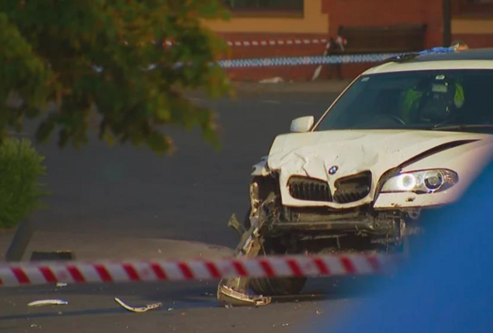 Автомобиль протаранил паб в Австралии: есть погибшие