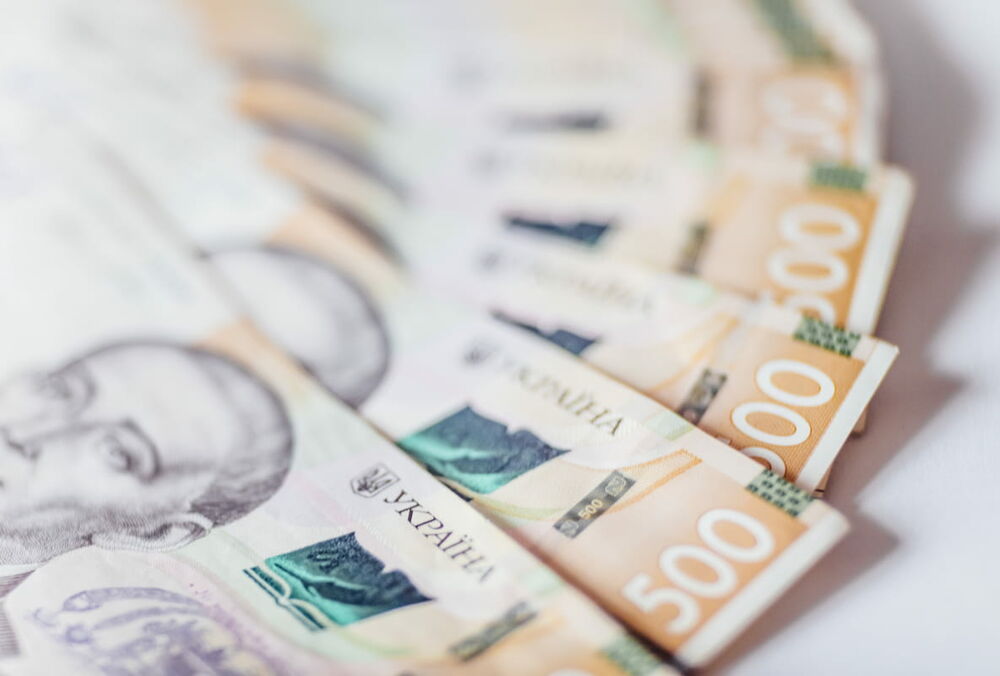 Кабмин готов выделить малообеспеченным 100 тысяч гривен на развитие бизнеса Кабмин готов выделить малообеспеченным 100 тысяч гривен на развитие бизнеса