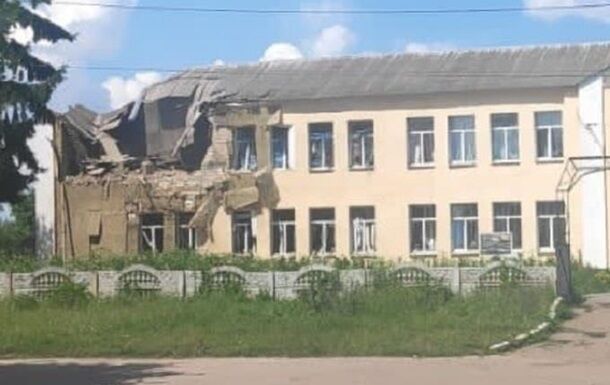 Российская авиация атаковала школу на Сумщине Российская авиация атаковала школу на Сумщине