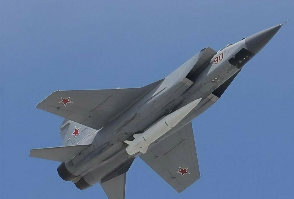 Резников намекнул, сколько ракет Кинжал осталось в России