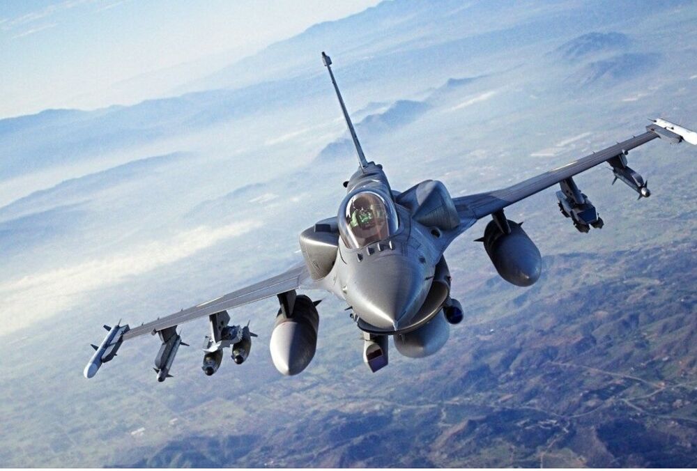 Норвегія цього року передасть Україні 6 винищувачів F-16