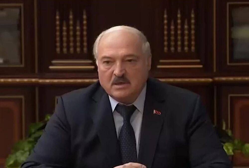 Лукашенко заговорив про ”унікальний момент” для завершення війни в Україні