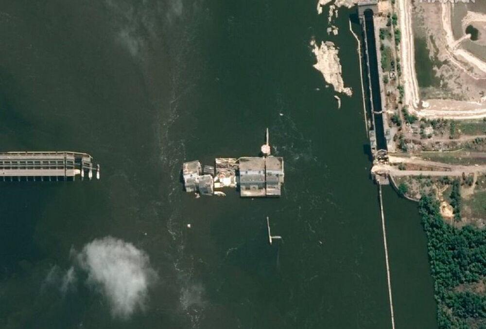 Уровень воды в Каховском водохранилище упал ниже водозабора трех областей