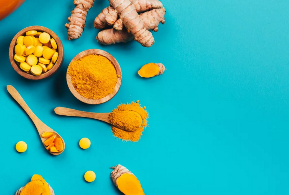 Що буде, якщо щодня пити воду з куркумою