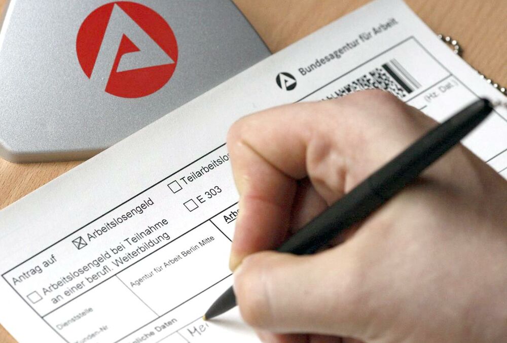 Из-за регистрации украинских беженцев в Германии массово растет безработица Из-за регистрации украинских беженцев в Германии массово растет безработица