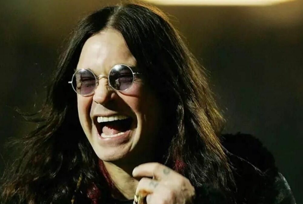 Оззи Осборн перенес операцию на позвоночнике