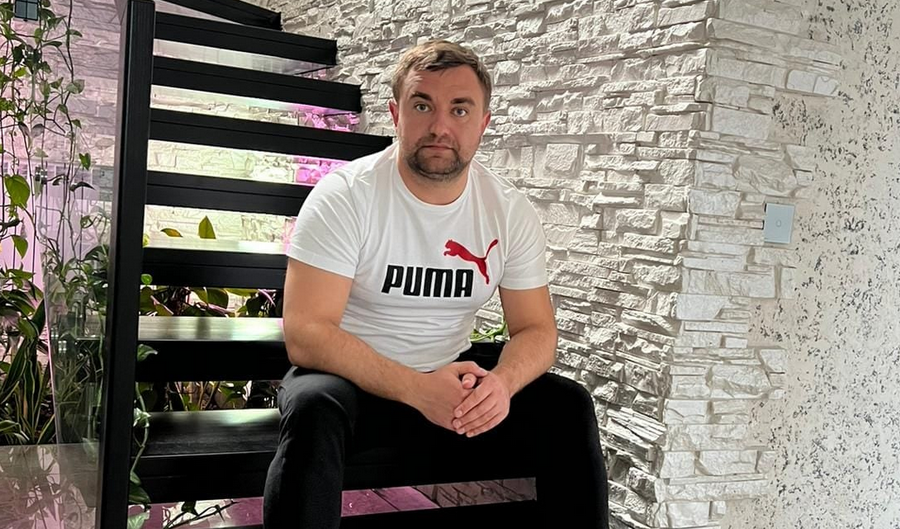 В ГУР подтвердили подрыв машины предателя из ”Слуги народа” под Херсоном