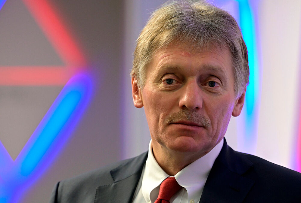 Песков назвал территориальными претензиями заявление Зеленского о Крыме 