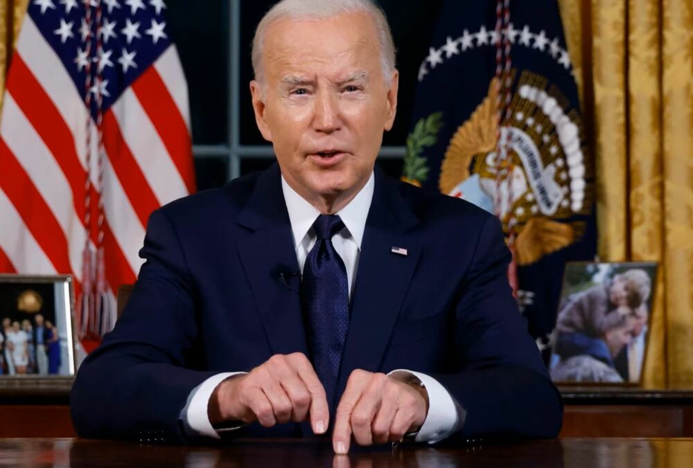 Байден заявив, що Трамп умиротворяє Росію тиском на Україну