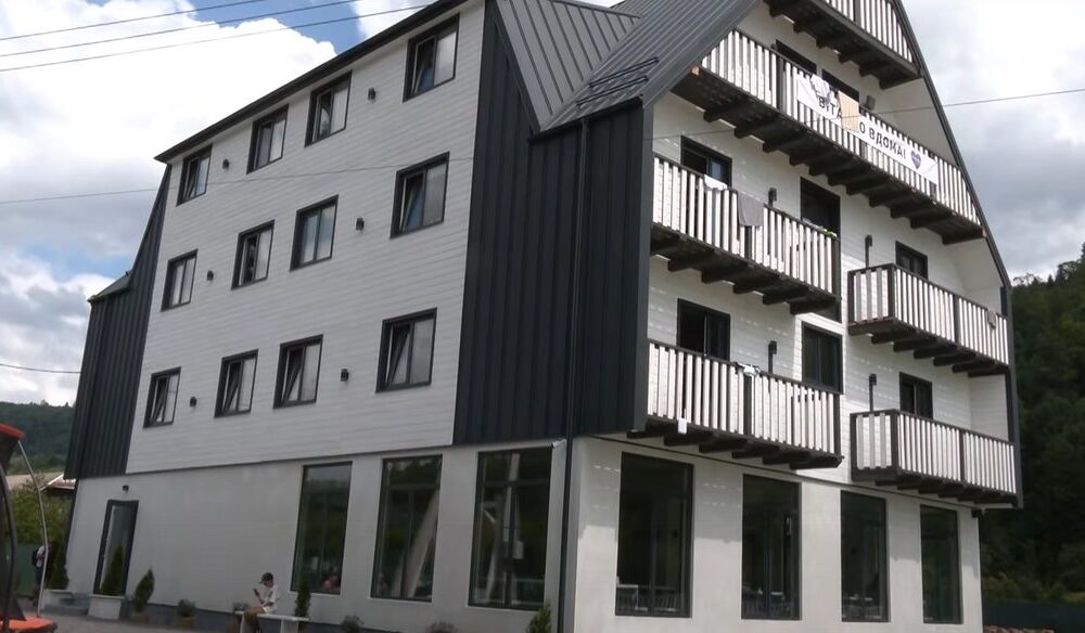 Медики визначили причину масового отруєння дітей у таборі на Львівщині