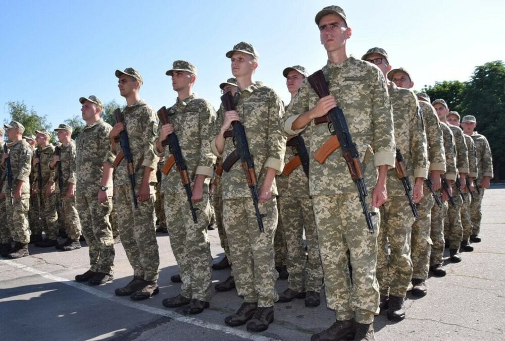 В Раде приняли закон о демобилизации срочников В Раде приняли закон о демобилизации срочников