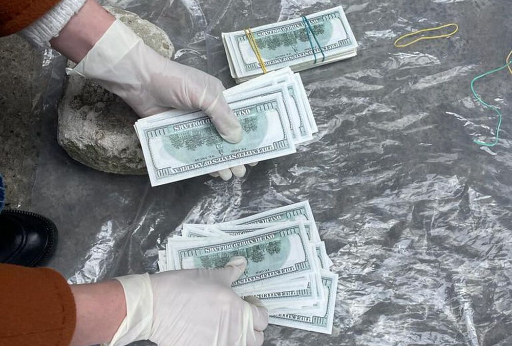 В Луцке женщина пыталась продать младенца