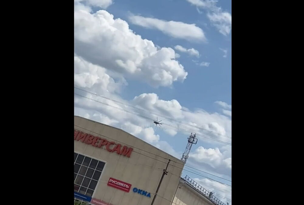 У Росії впав військовий вертоліт Мі-8, двоє загиблих: відео