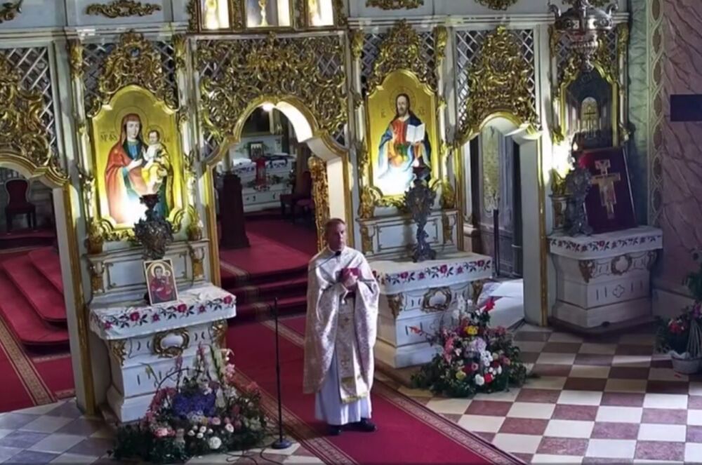 Скандал в Ужгороде: греко-католический священник выступил за ”примирение ” Украины и РФ