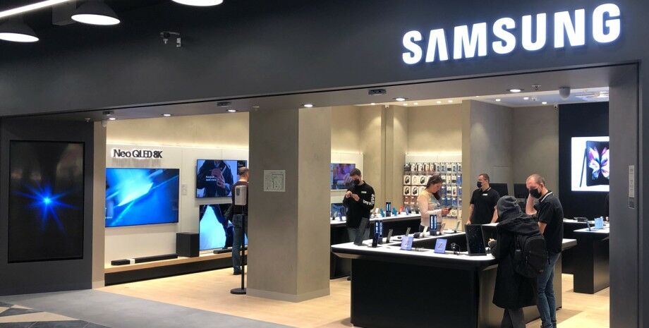 ЗМІ: до кінця року Samsung має намір відновити продаж смартфонів у Росії  ЗМІ: до кінця року Samsung має намір відновити продаж смартфонів у Росії