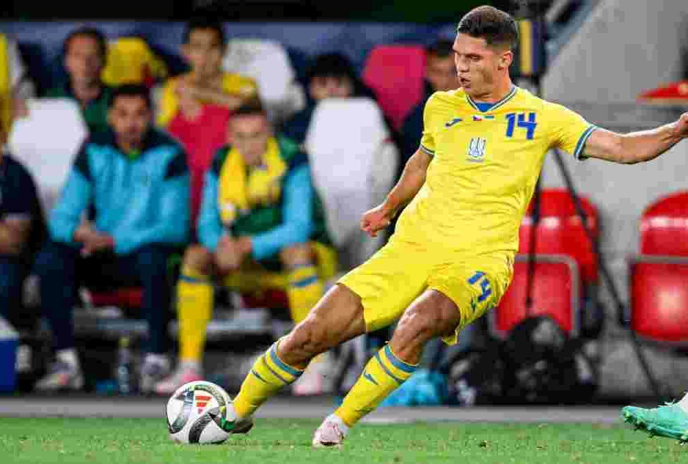 Наполі планує придбати зіркового гравця збірної України