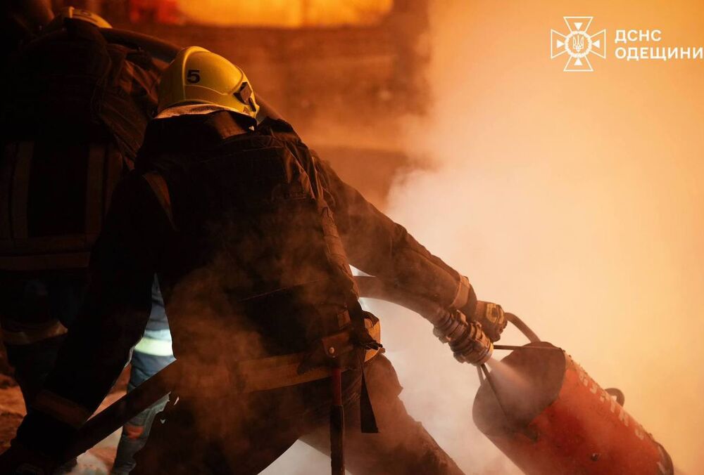 Россияне ударили по железнодорожной станции в Одессе