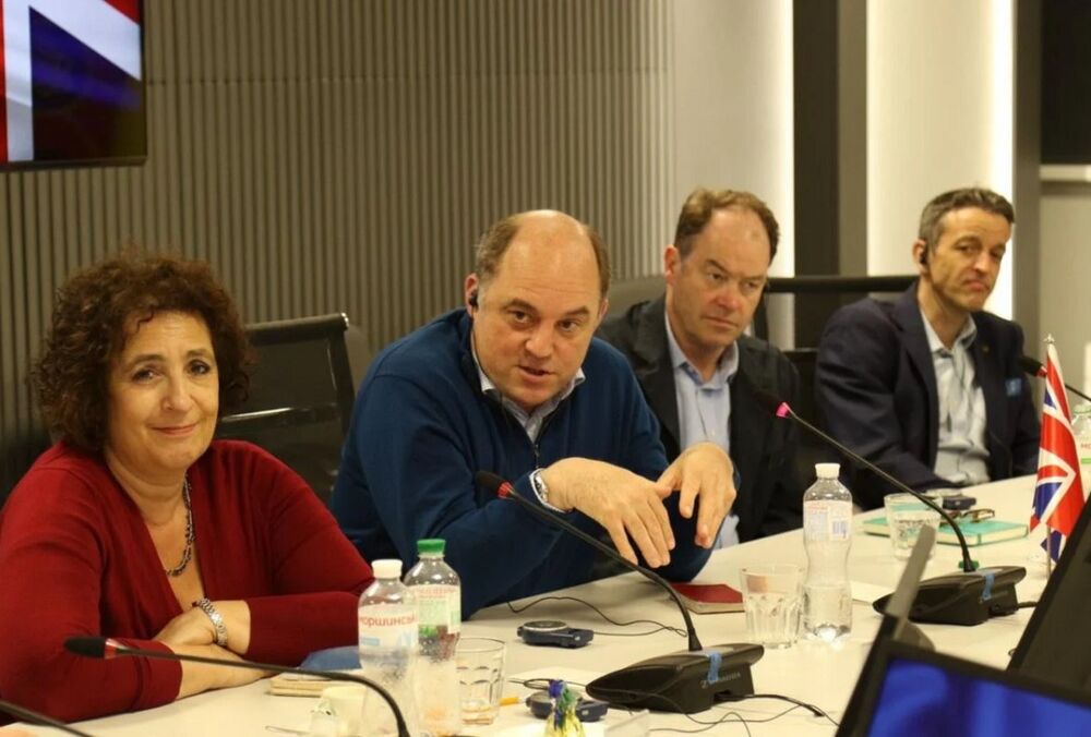 Глава Міноборони Великобританії прибув до Києва та озвучив послання Путіну