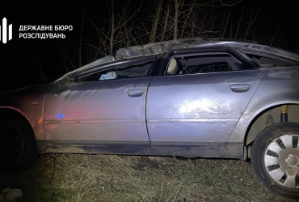 На Одещині п'яний правоохоронець врізався у вантажівку