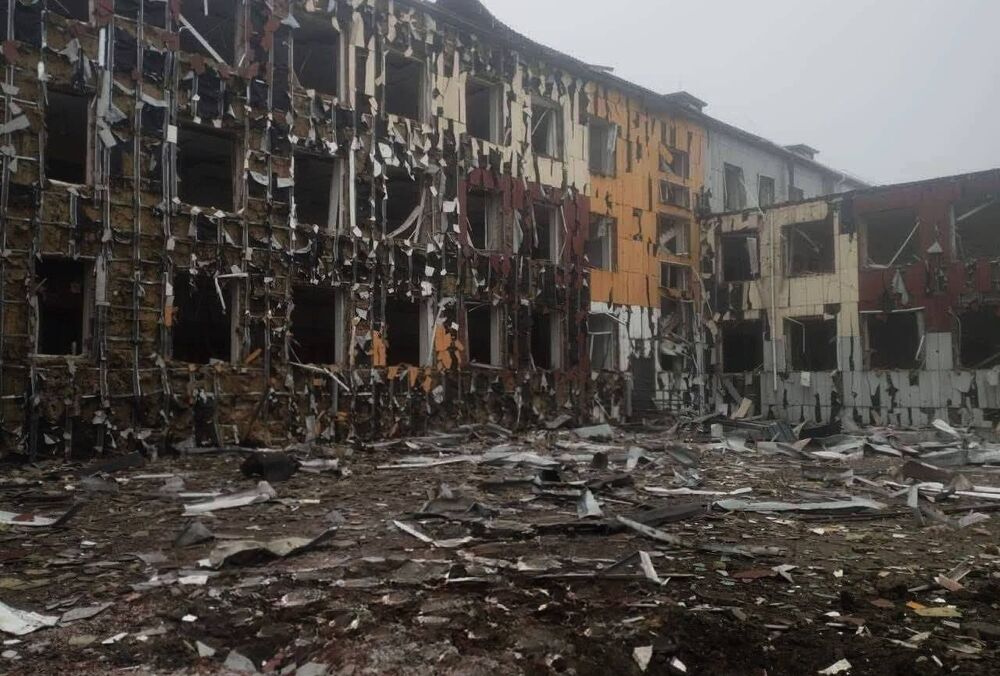 Росіяни знищили бомбою ліцей у Дніпропетровській області: фото
