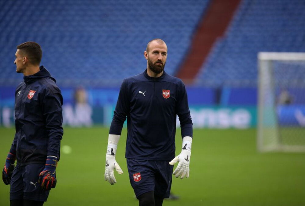 Голкипер сборной Сербии подрался в одном из баров на Евро-2024