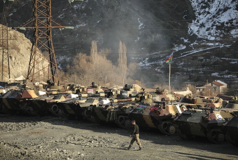 Азербайджан останавливает спецоперацию в Нагорном Карабахе