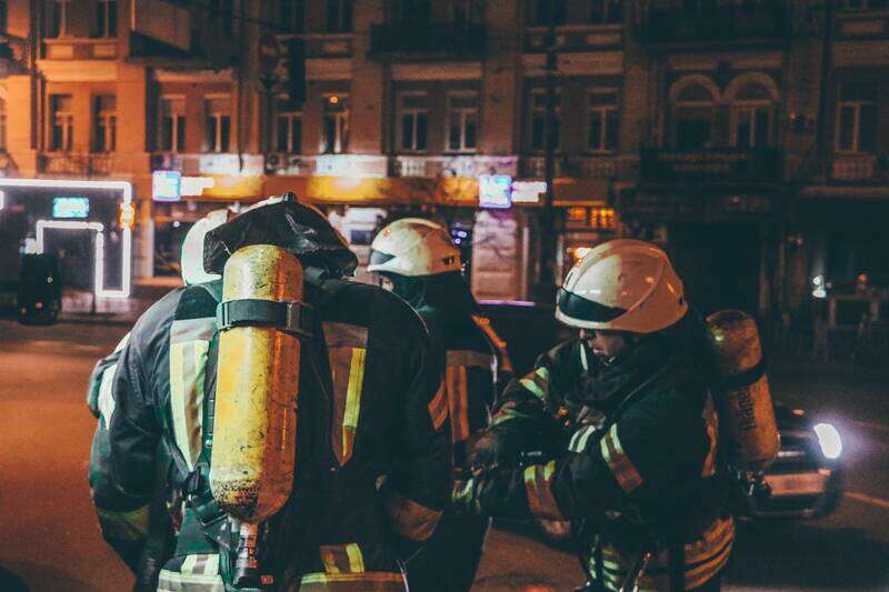 У Києві рятувальники розгорнули ”спецоперацію” в метро - ВІДЕО