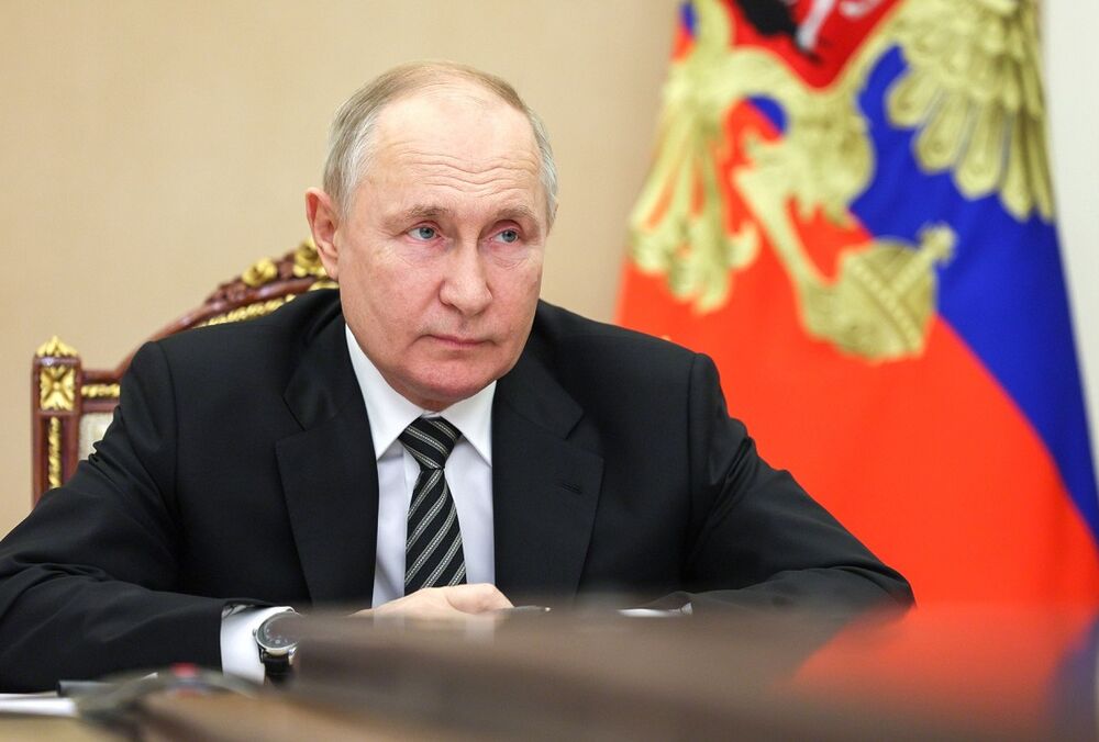 Экс-посол США в России объяснил, как Путин тормозит США от предоставления оружия Украине Экс-посол США в России объяснил, как Путин тормозит США от предоставления оружия Украине