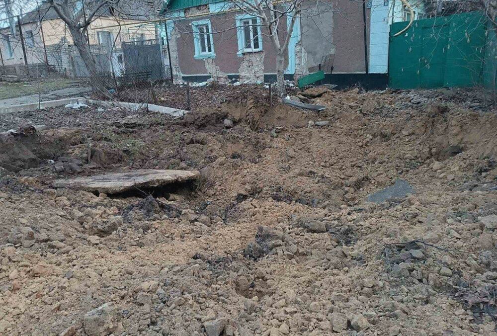 Російські військові поранили подружжя в Бериславі