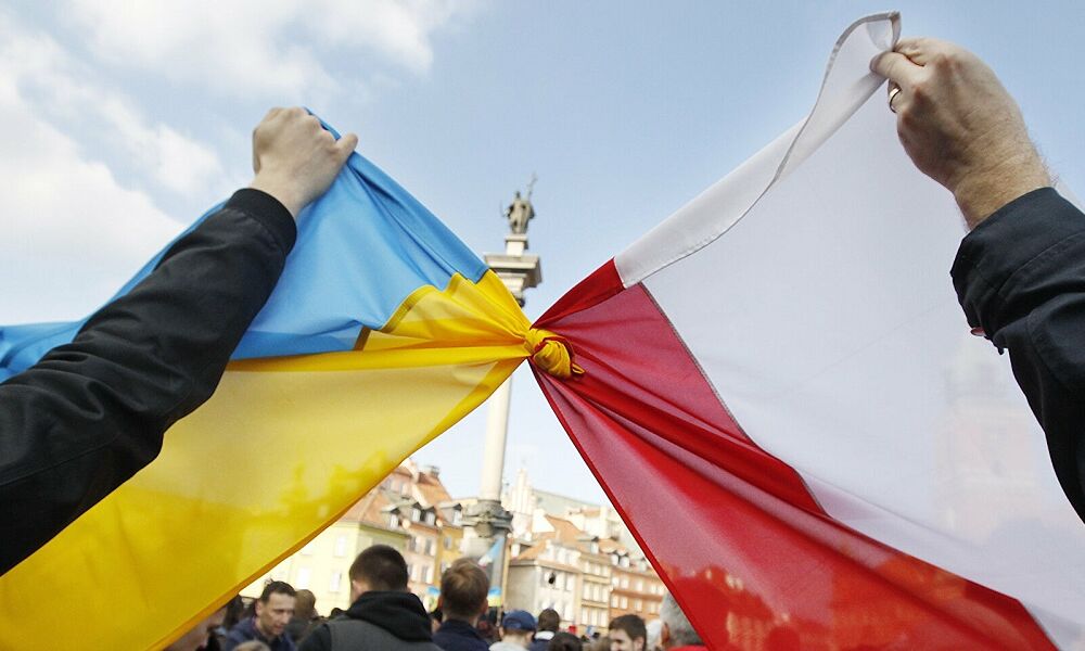 Польша решила предоставить Украине боеприпасы и средства ПВО  Польша решила предоставить Украине боеприпасы и средства ПВО