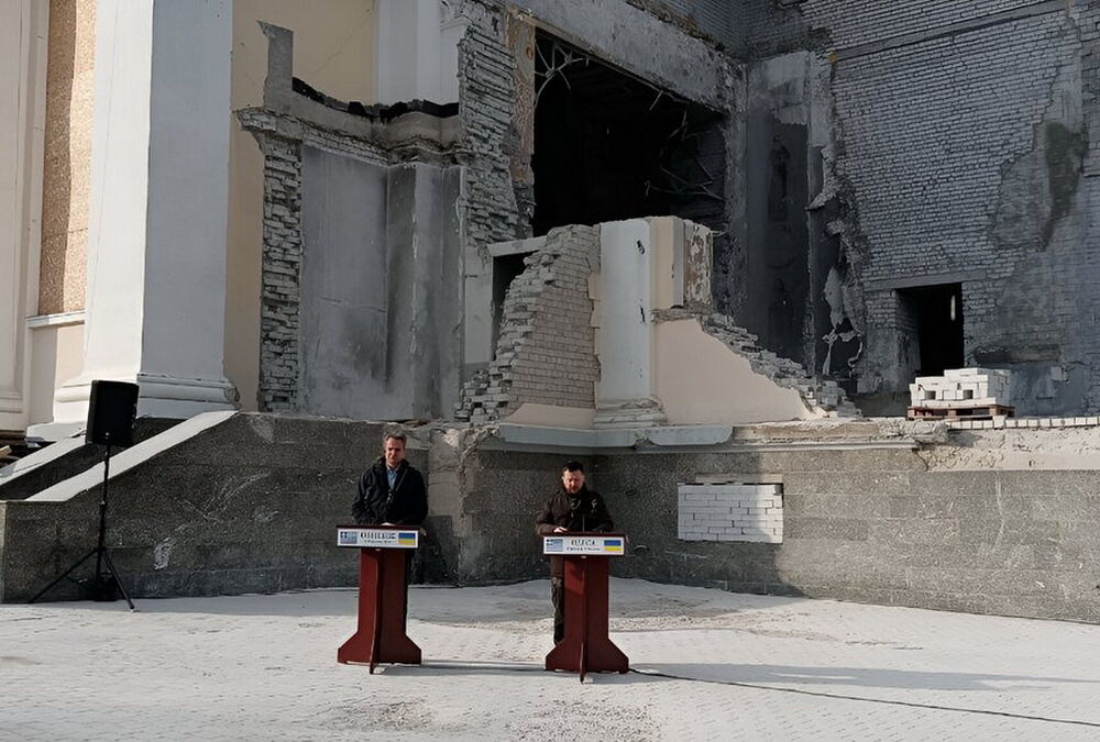 Премьер Греции прокомментировал обстрел Одессы, под который он попал: ”Впечатляющий опыт”