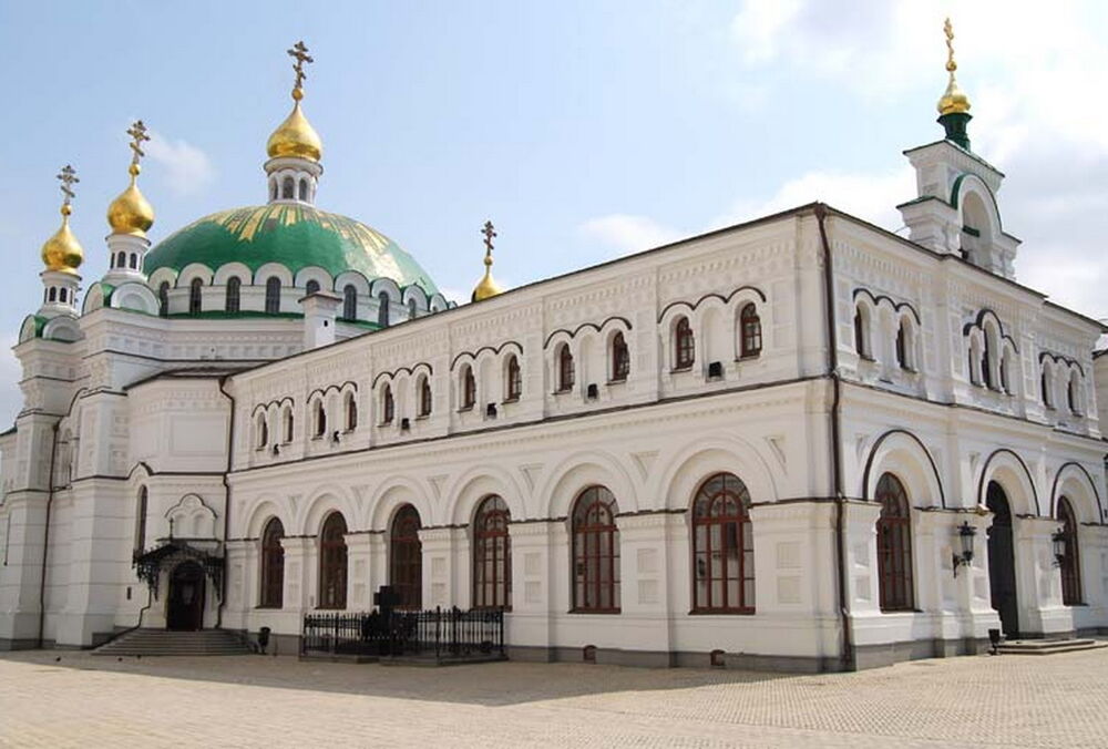 Успенский собор и Трапезную церковь Киево-Печерской лавры передали в управление государства Успенский собор и Трапезную церковь Киево-Печерской лавры передали в управление государства