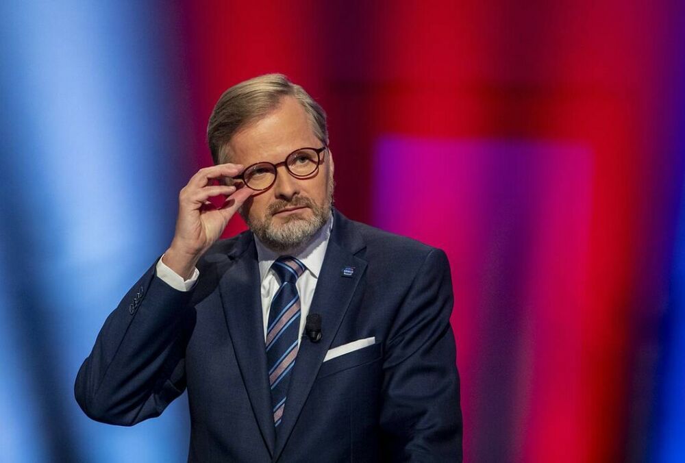 Чехия отменяет карантин для невакцинированных от ковида 