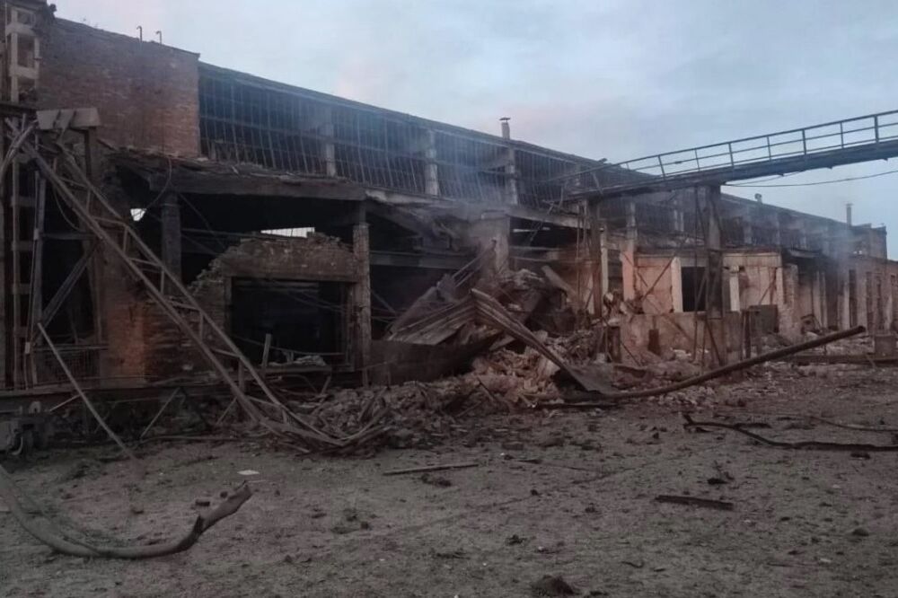 Росія вночі знову атакувала ракетами Кривий Ріг: є влучення в промислові об'єкти