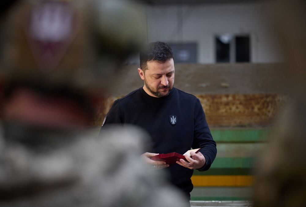 Зеленский приехал на передовую в Авдеевку
